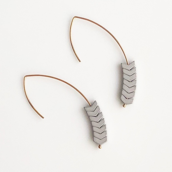 NEW "Merida" Stone Earrings (silver) - Picture 2 of 8